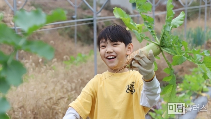 100명이 10번 찾아 오는 시골 마을