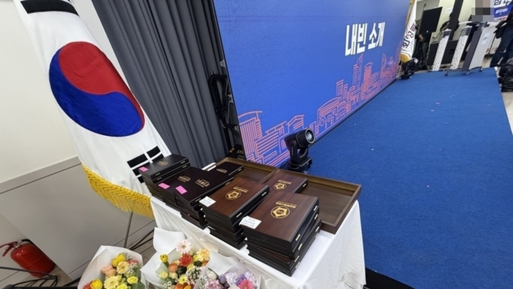 [비판] 화성특례시 ‘1달 내내 잔치’, 추운 겨울 더 낮은 자세로 민생을 돌보길