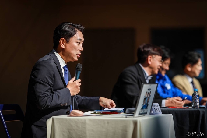 진석범 특보, 독소리 오형제 유튜브 방송 (사진- 주최측 제공)