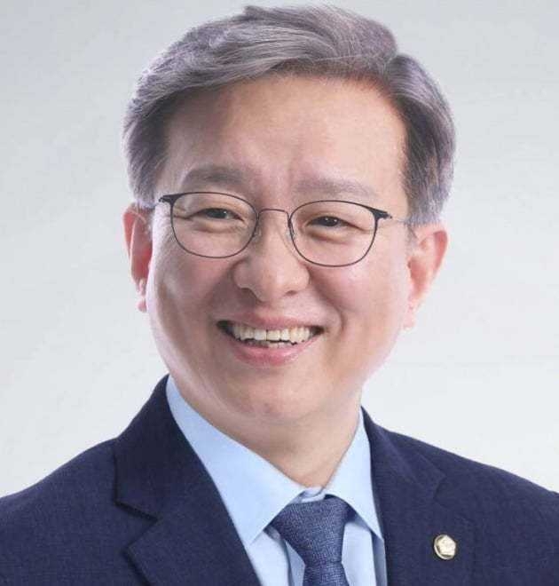 권칠승 의원 (더불어민주당 , 경기 화성병)