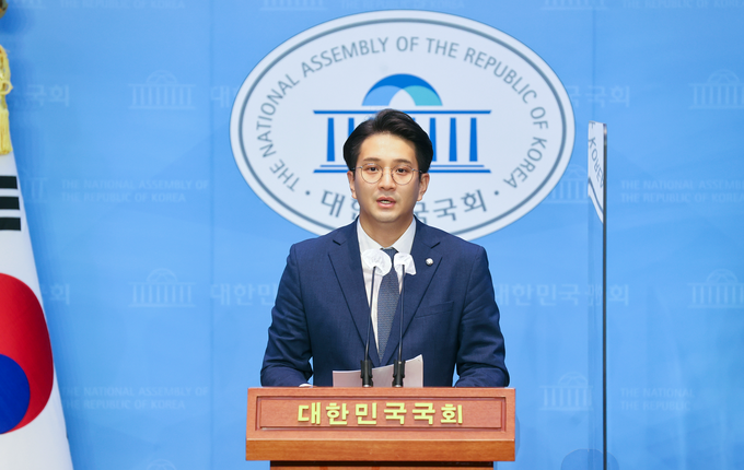 전용기 국회의원