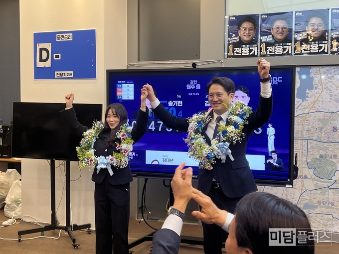 화성 '정' 전용기 더불어민주당 국회의원 당선인