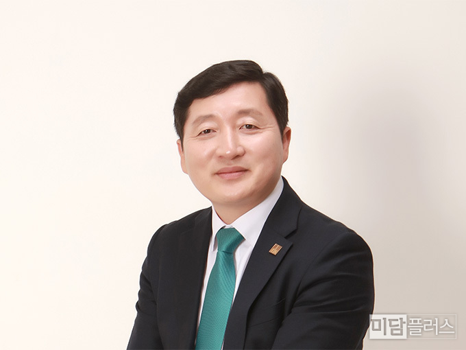 최혁 재단법인 효원가족공원 이사장, 화성시사회복지협의회 회장