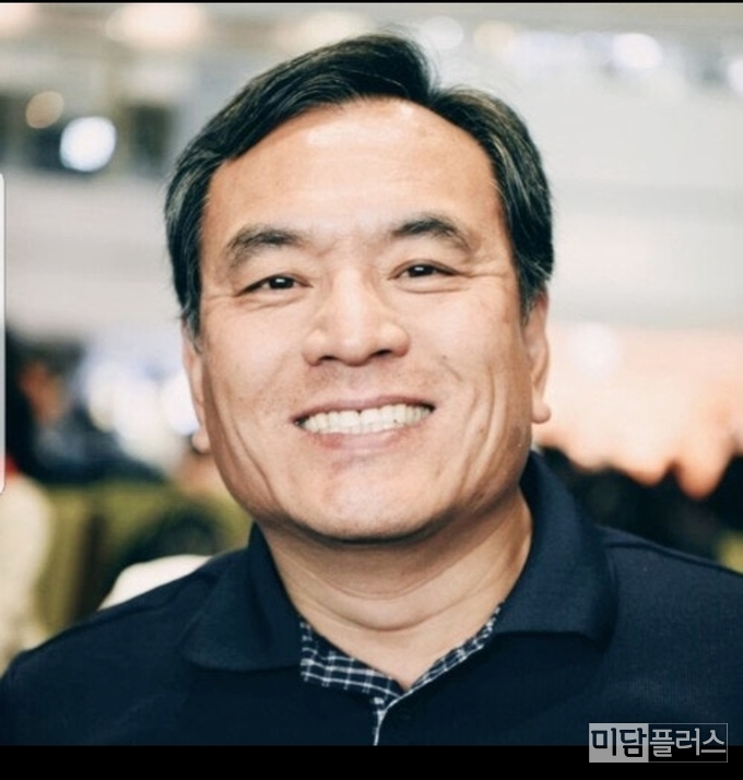 수필가 김종걸