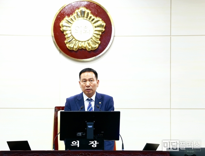 정흥범 부의장